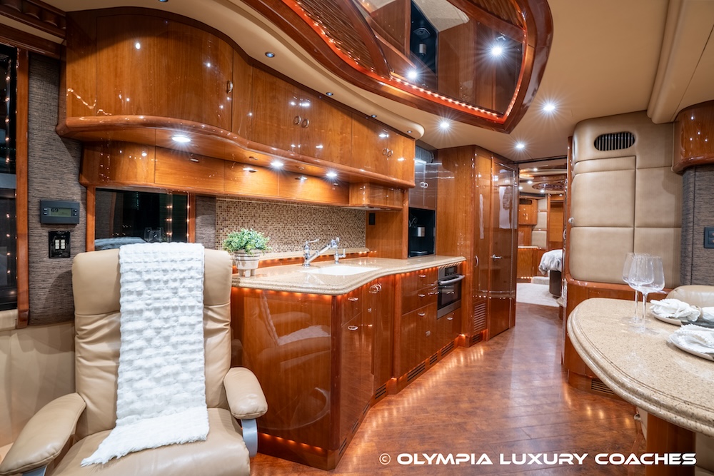 2010 Prevost Liberty XLII For Sale