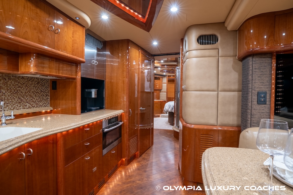 2010 Prevost Liberty XLII For Sale