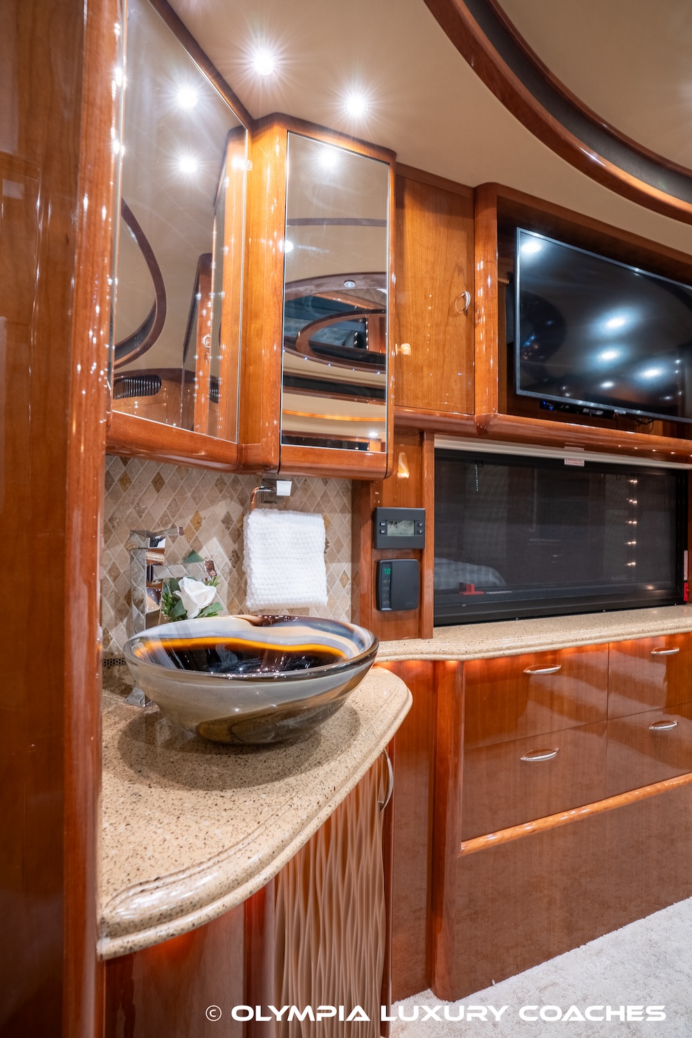 2010 Prevost Liberty XLII For Sale