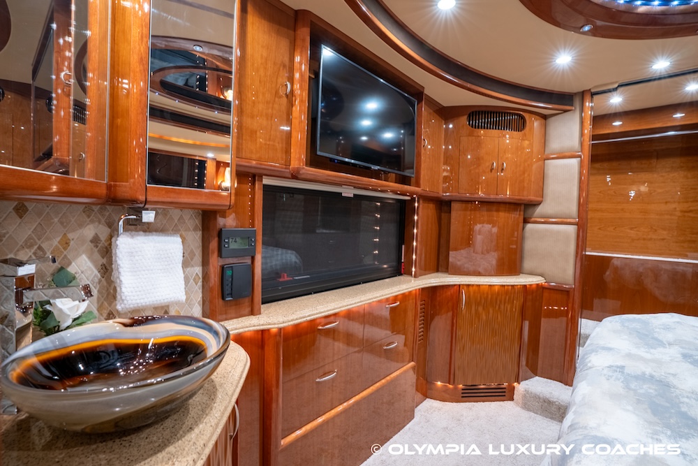 2010 Prevost Liberty XLII For Sale