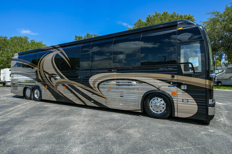 2010 Prevost Emerals XLII For Sale