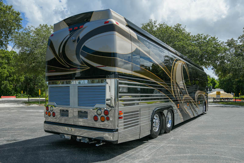 2010 Prevost Emerals XLII For Sale