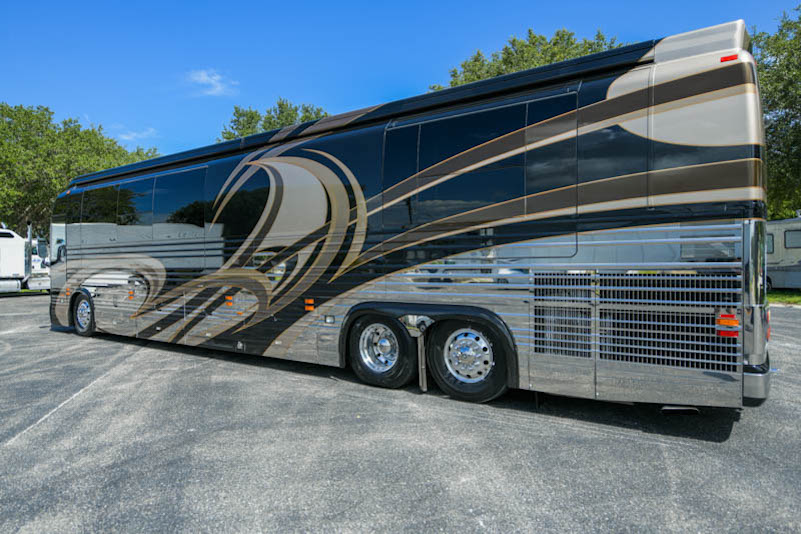 2010 Prevost Emerals XLII For Sale