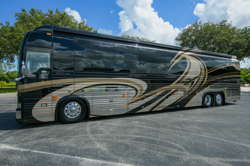 2010 Prevost Emerals XLII For Sale