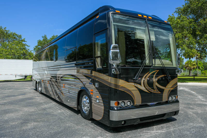 2010 Prevost Emerals XLII For Sale