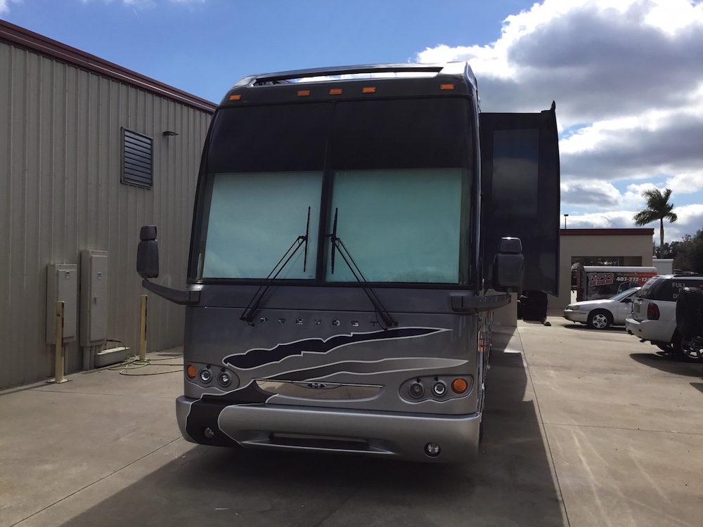 2010 Prevost Featherlite H3-45 For Sale