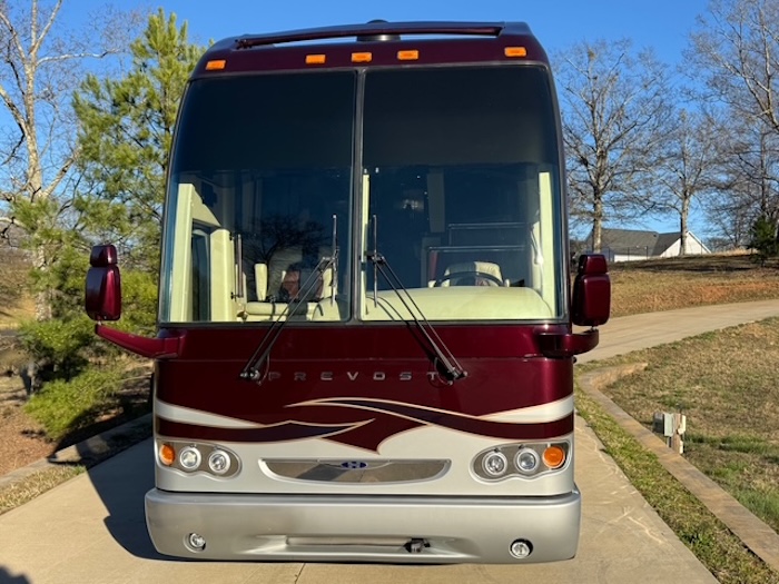 2010 Prevost Featherlite H3-45 For Sale