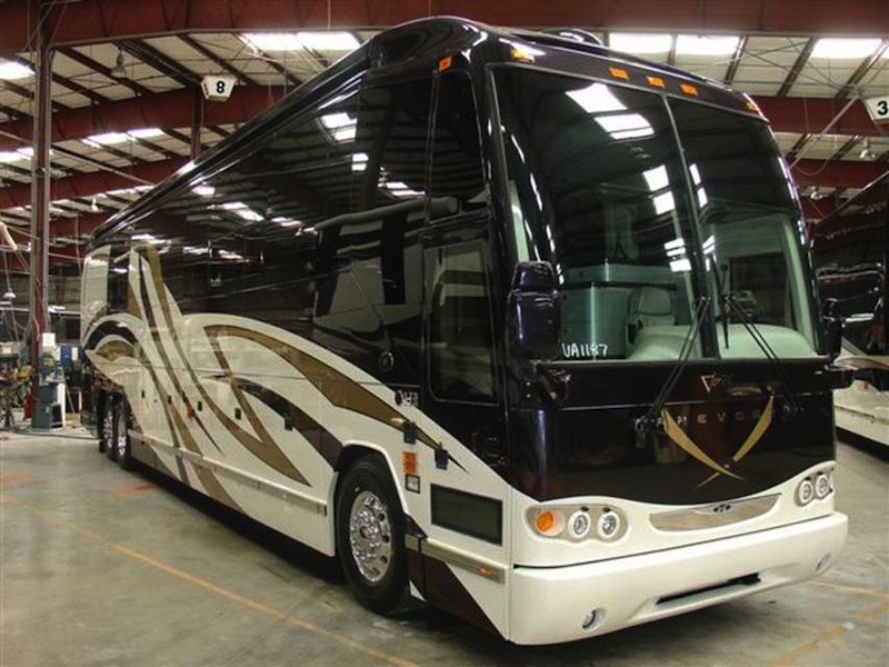 2010 Prevost Featherlite H3-45 For Sale