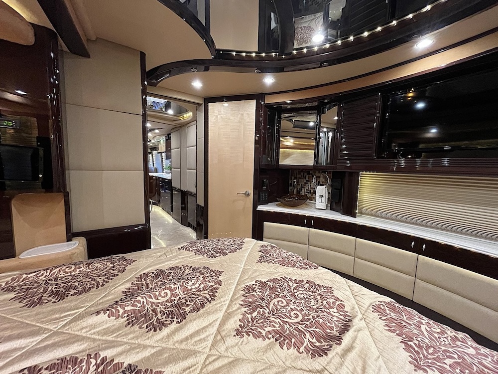 2010 Prevost  Liberty H3-45 For Sale