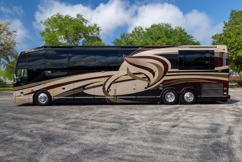 2010 Prevost Liberty H3-45 For Sale