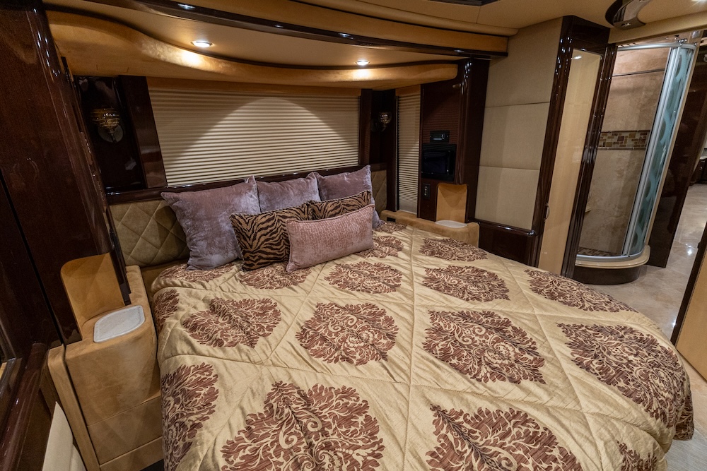 2010 Prevost Liberty H3-45 For Sale