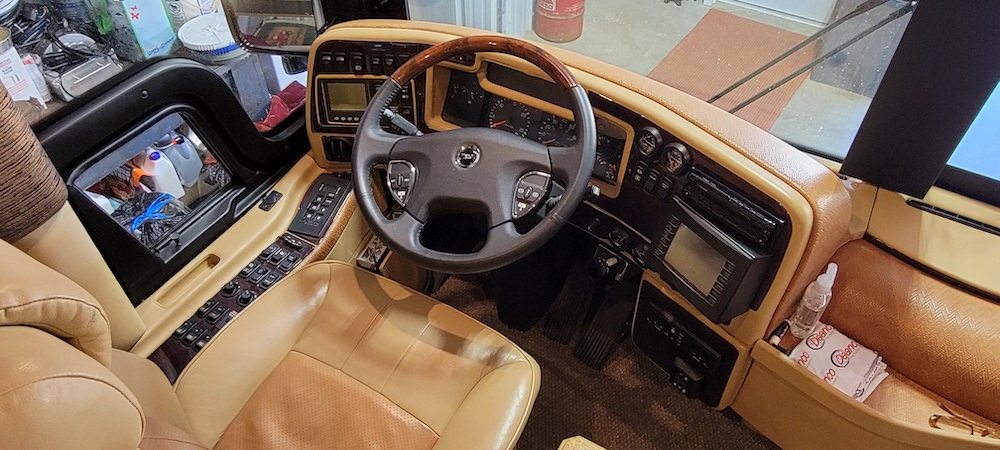 2010 Prevost Liberty XLII For Sale