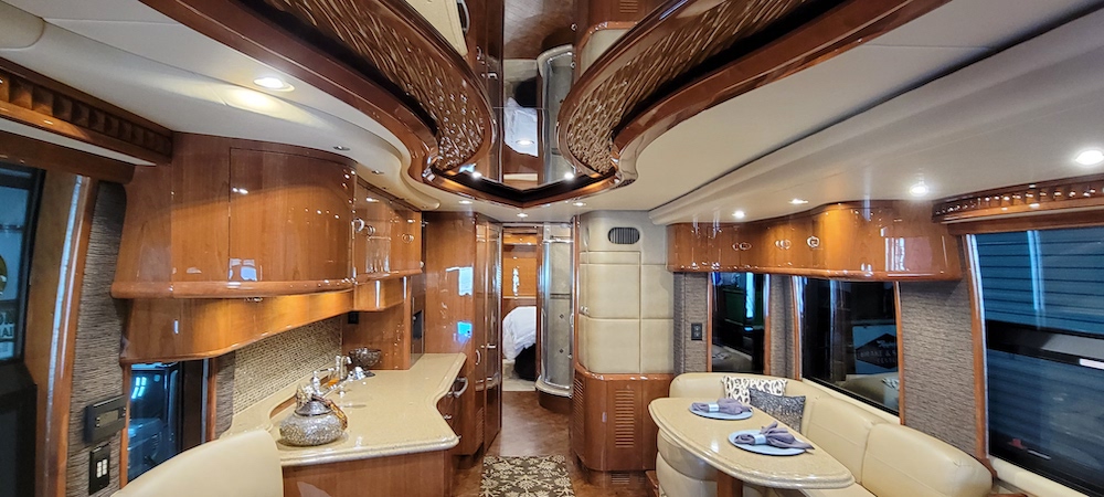 2010 Prevost Liberty XLII For Sale