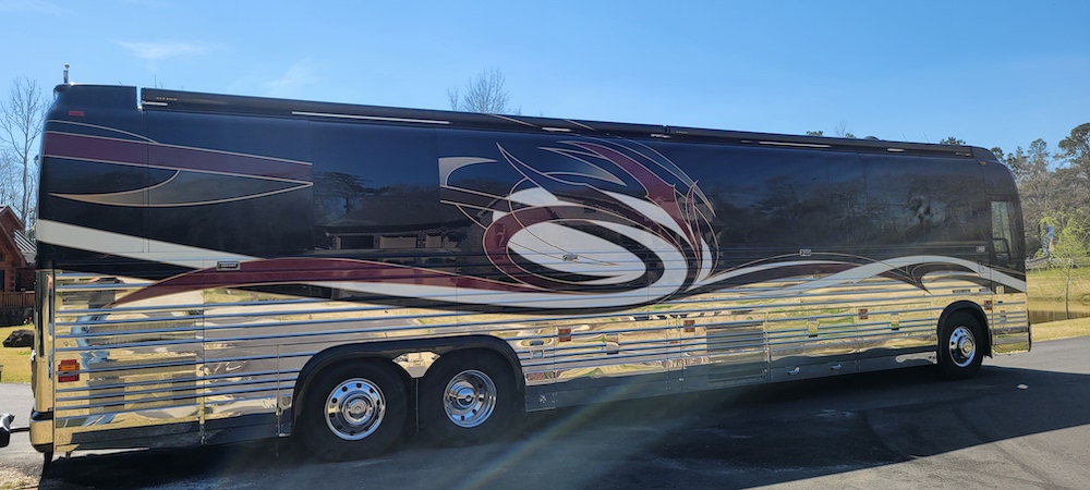 2010 Prevost Liberty XLII For Sale