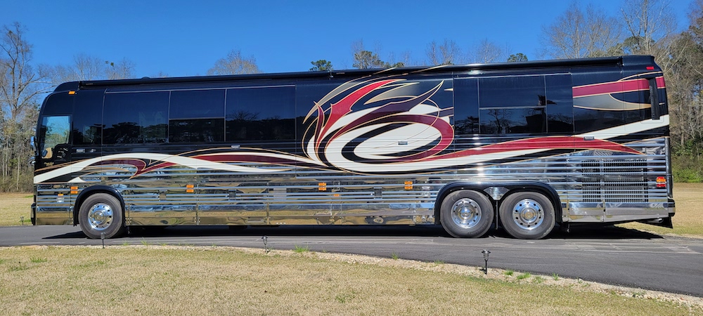 2010 Prevost Liberty XLII For Sale