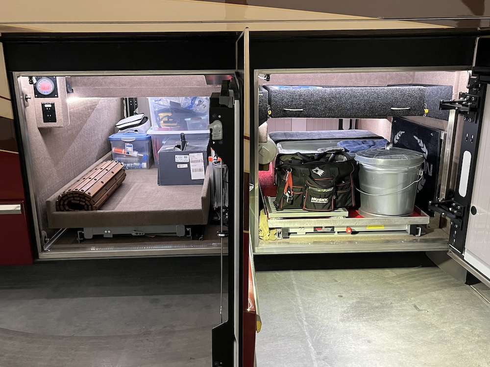 2010 Prevost Marathon  H3-45 For Sale