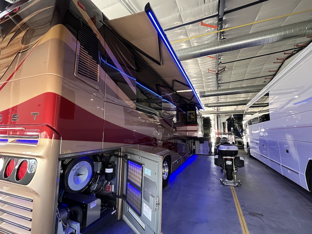 2010 Prevost Marathon  H3-45 For Sale