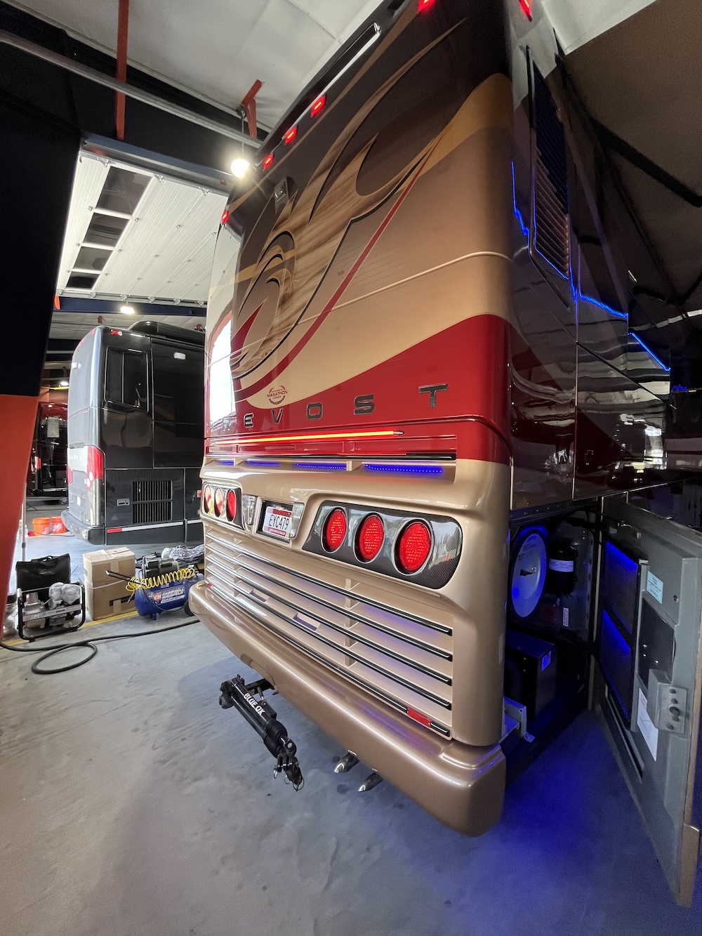 2010 Prevost Marathon  H3-45 For Sale