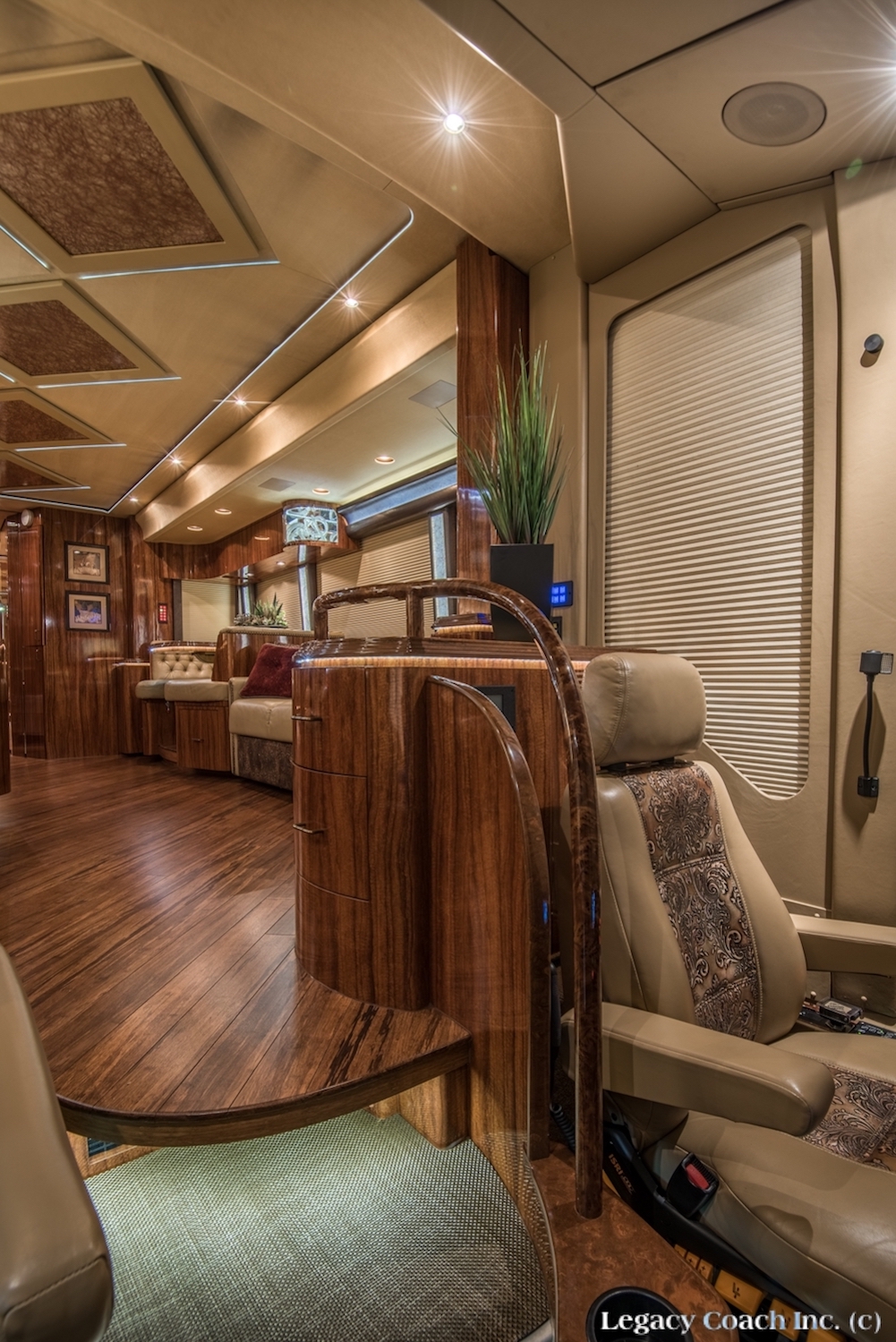 2010 Prevost Marathon H3-45 For Sale