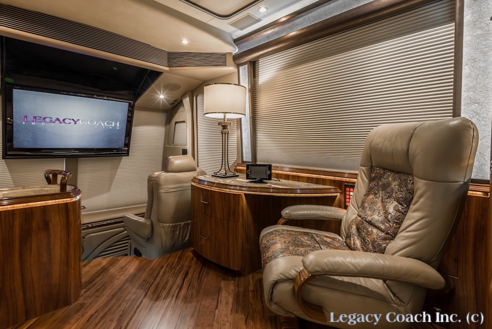 2010 Prevost Marathon H3-45 For Sale