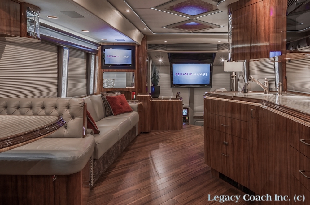 2010 Prevost Marathon H3-45 For Sale