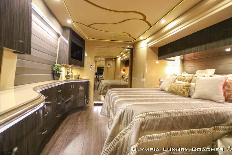 2010 Prevost Marathon H3-45 For Sale