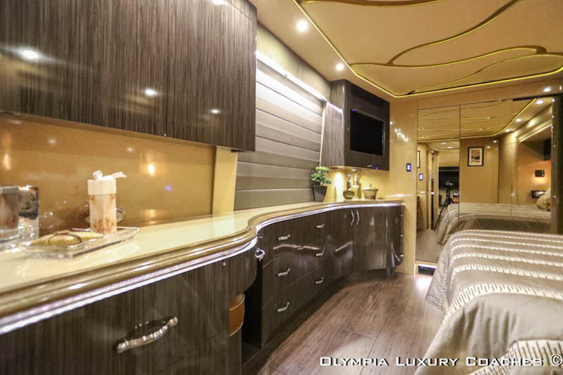 2010 Prevost Marathon H3-45 For Sale