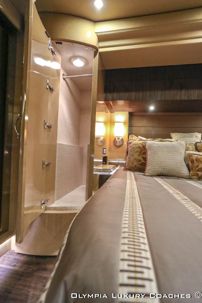 2010 Prevost Marathon H3-45 For Sale