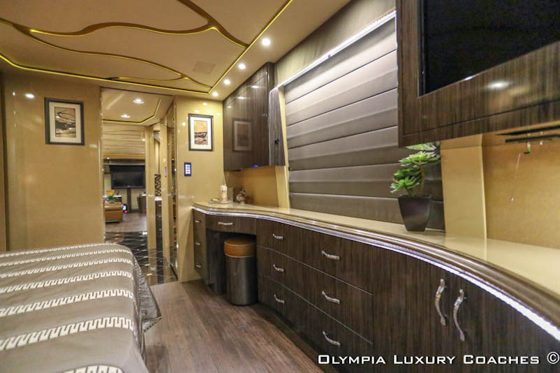 2010 Prevost Marathon H3-45 For Sale