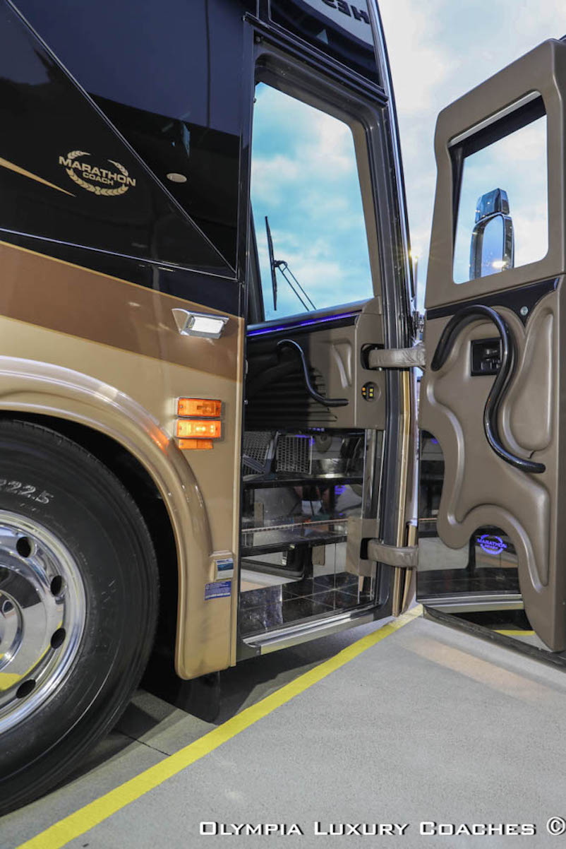 2010 Prevost Marathon H3-45 For Sale