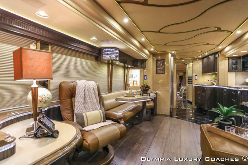 2010 Prevost Marathon H3-45 For Sale