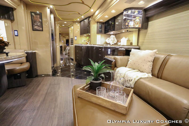 2010 Prevost Marathon H3-45 For Sale