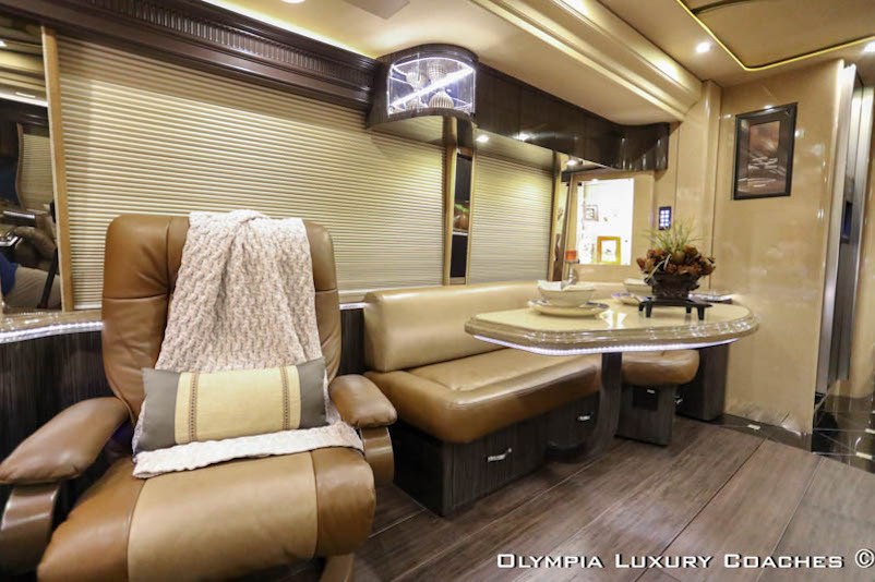 2010 Prevost Marathon H3-45 For Sale