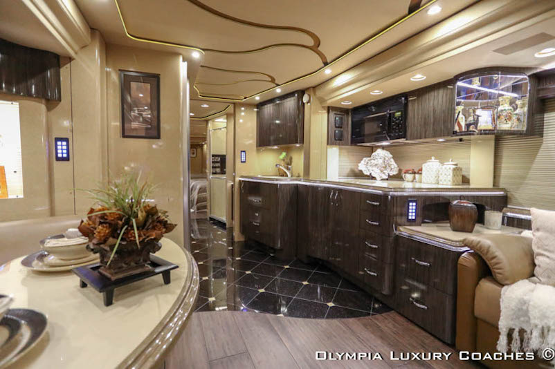 2010 Prevost Marathon H3-45 For Sale