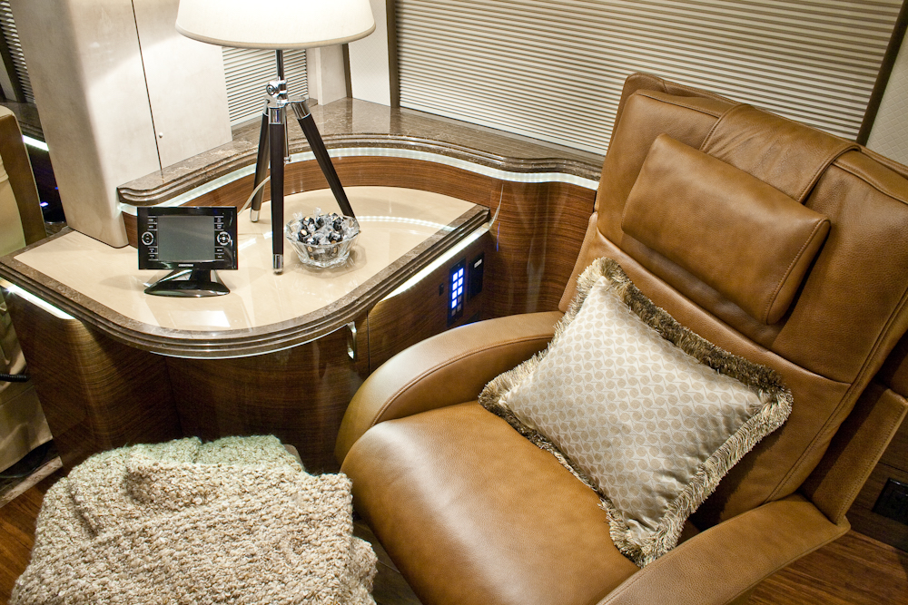 2010 Prevost Marathon XLII For Sale