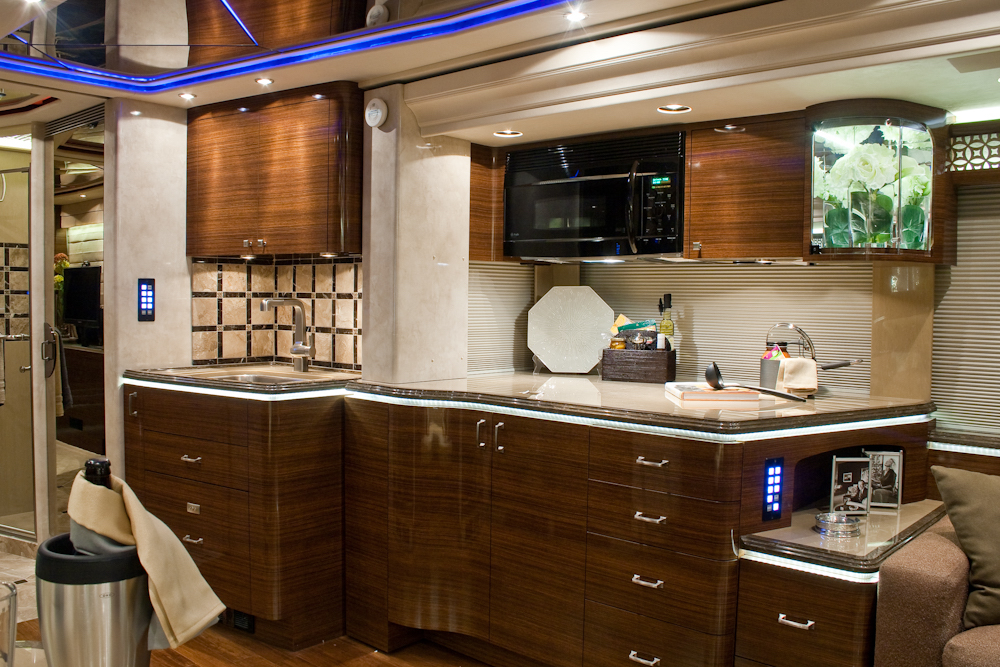 2010 Prevost Marathon XLII For Sale