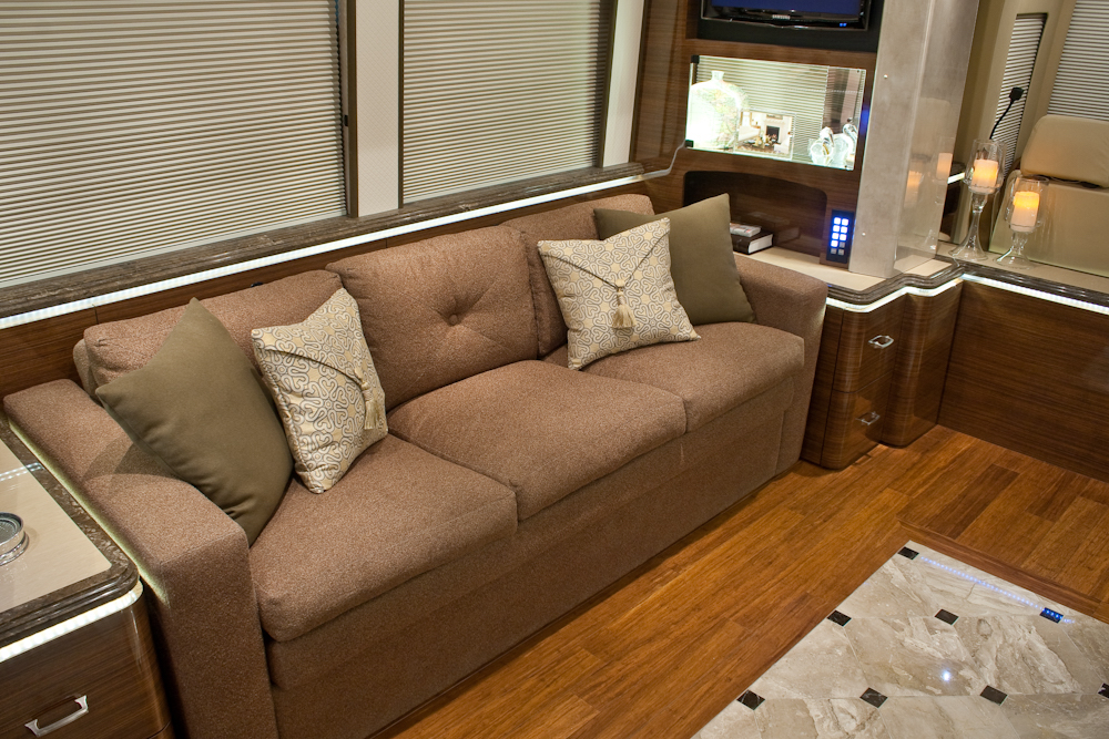 2010 Prevost Marathon XLII For Sale