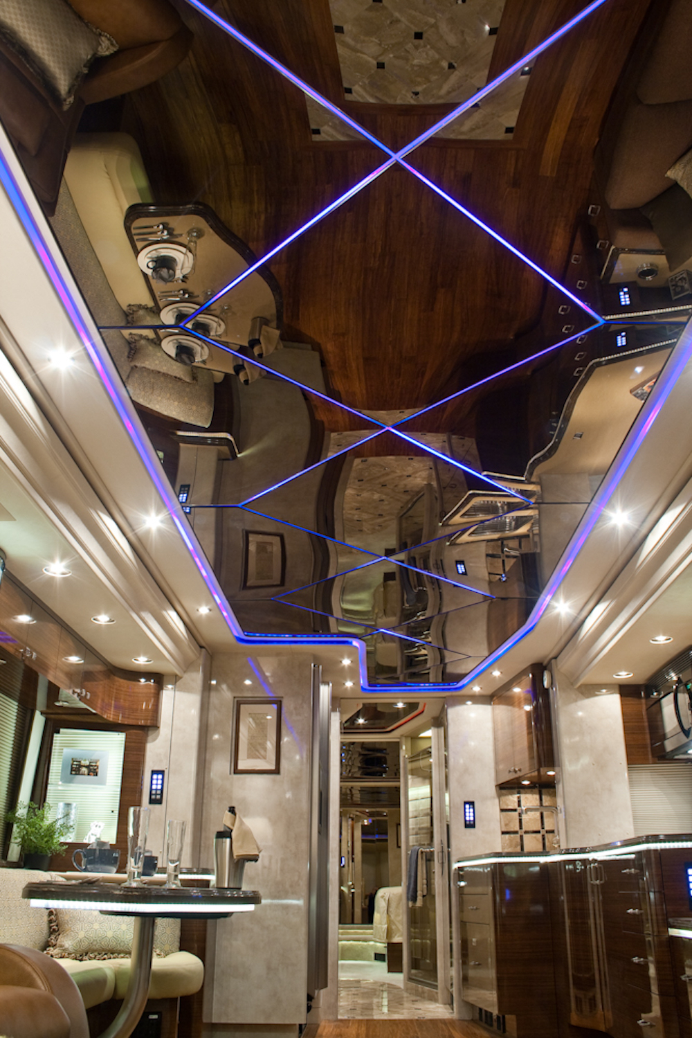 2010 Prevost Marathon XLII For Sale