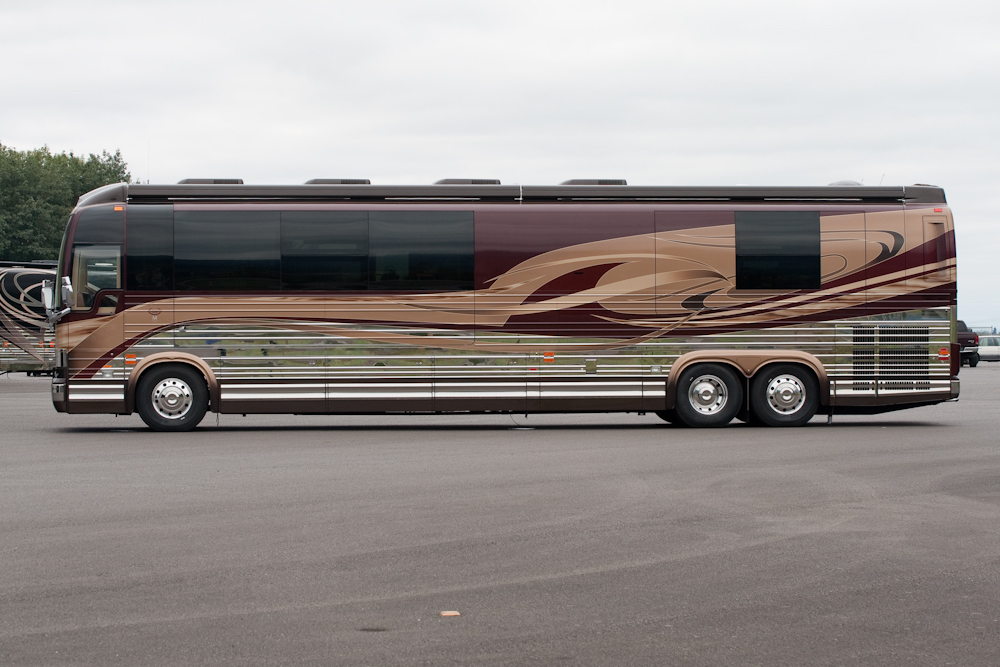 2010 Prevost Marathon XLII For Sale