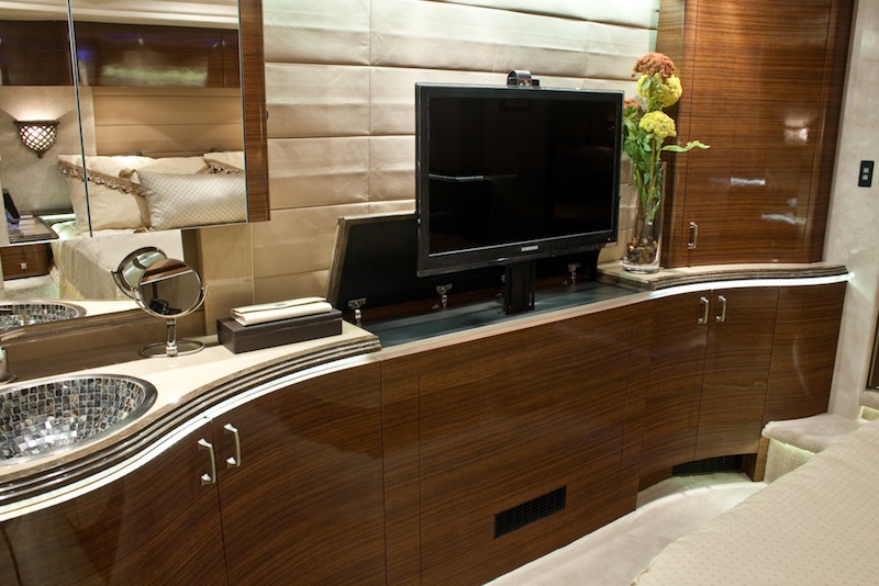 2010 Prevost Marathon XLII For Sale