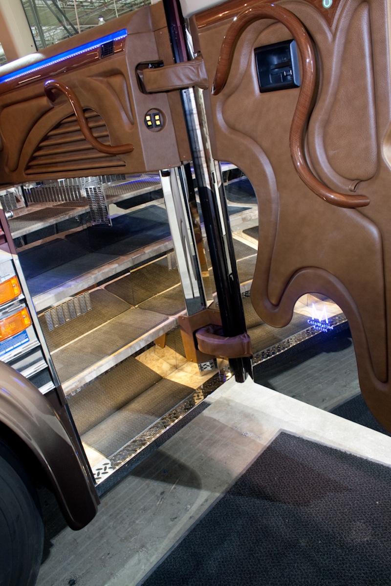 2010 Prevost Marathon XLII For Sale