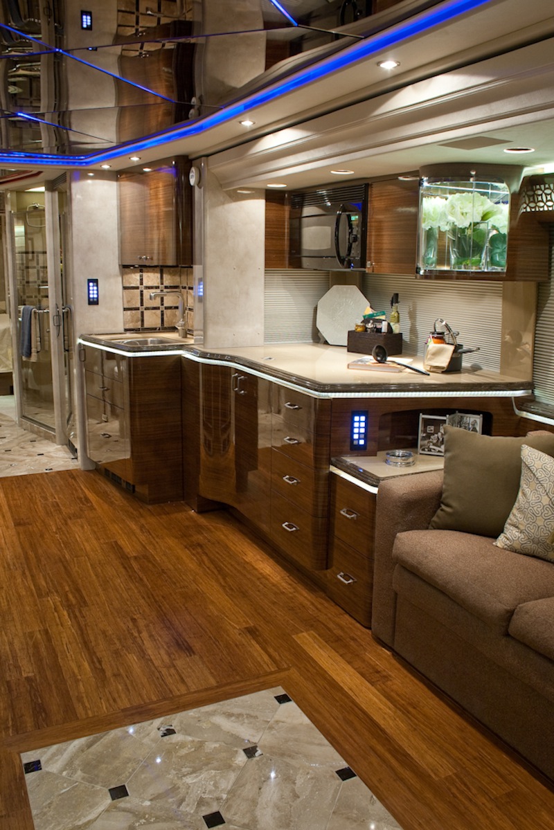 2010 Prevost Marathon XLII For Sale