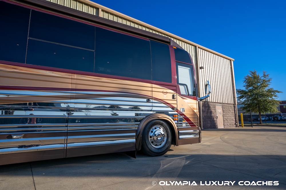 2010 Prevost Marathon XLII For Sale