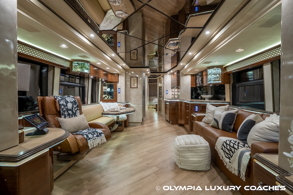 2010 Prevost Marathon XLII For Sale