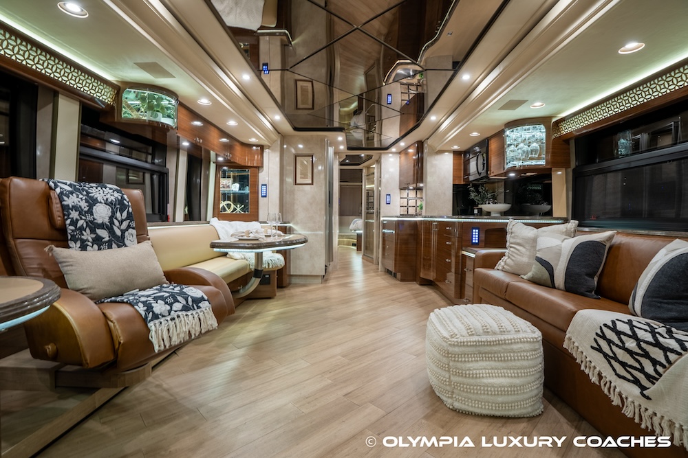 2010 Prevost Marathon XLII For Sale