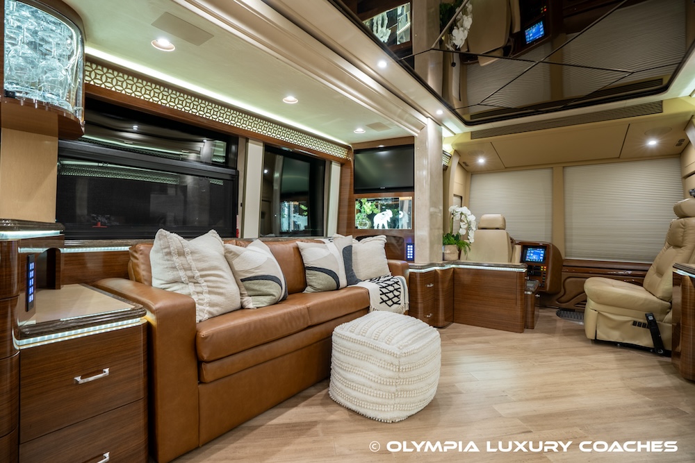 2010 Prevost Marathon XLII For Sale