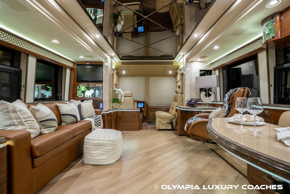 2010 Prevost Marathon XLII For Sale