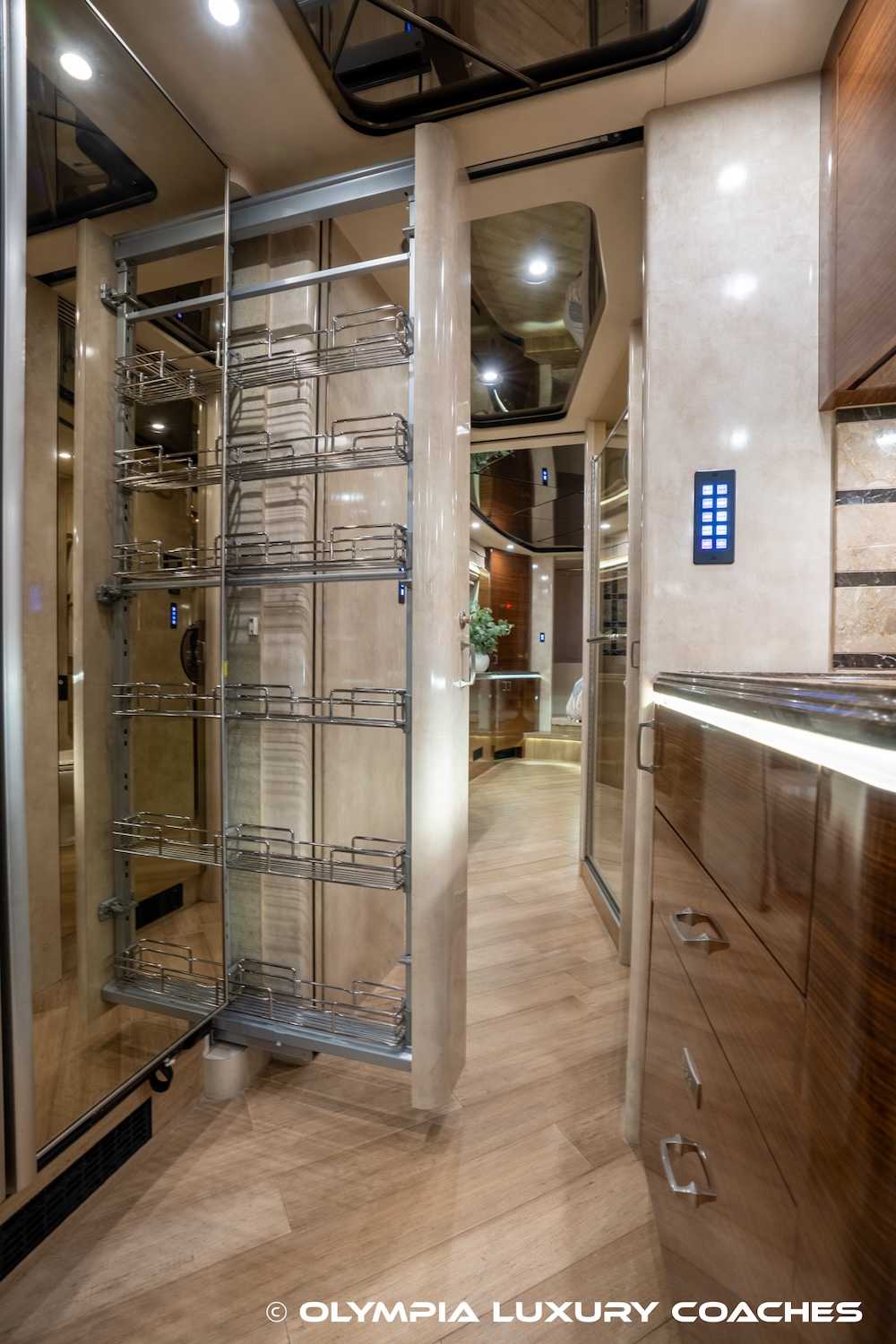 2010 Prevost Marathon XLII For Sale