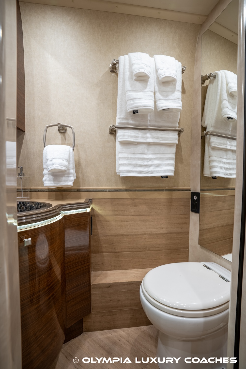2010 Prevost Marathon XLII For Sale