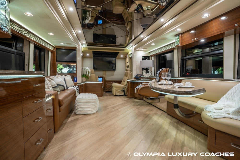 2010 Prevost Marathon XLII For Sale